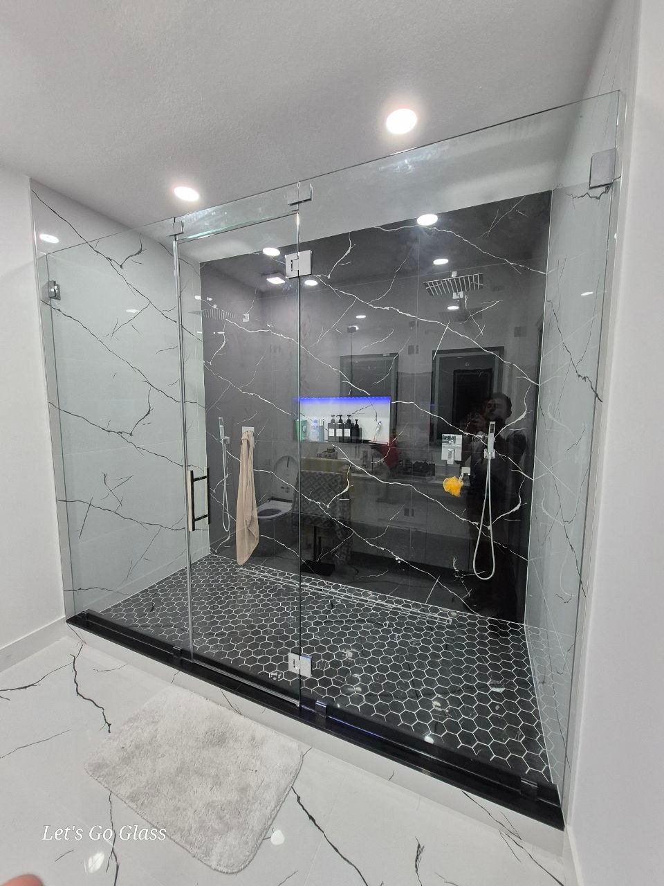 Modern Bathroom